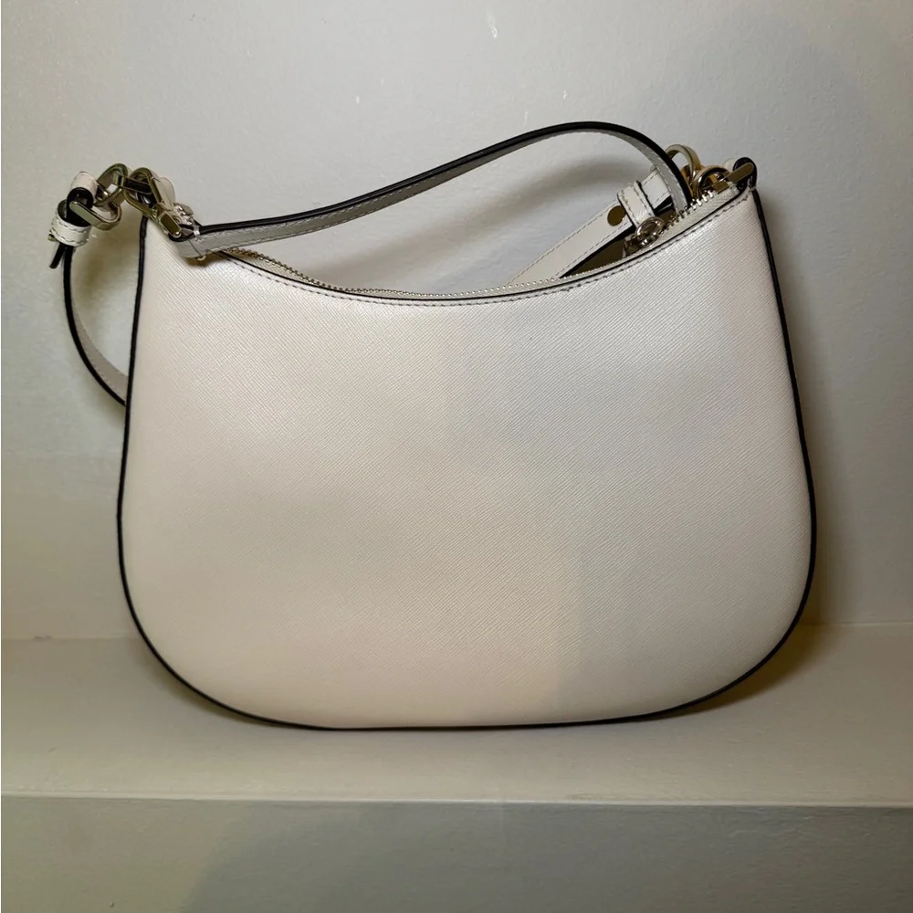 Kate Spade Cream Shoulder Bag with Gold Accents - Picture 2 of 8
